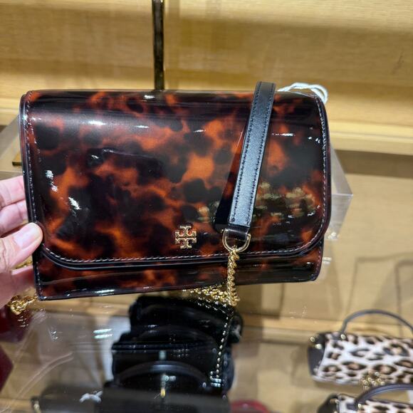 Best Price‼️Tory Burch Emerson Chain Wallet 165943 Tortoise $398 - Picture 11 of 11